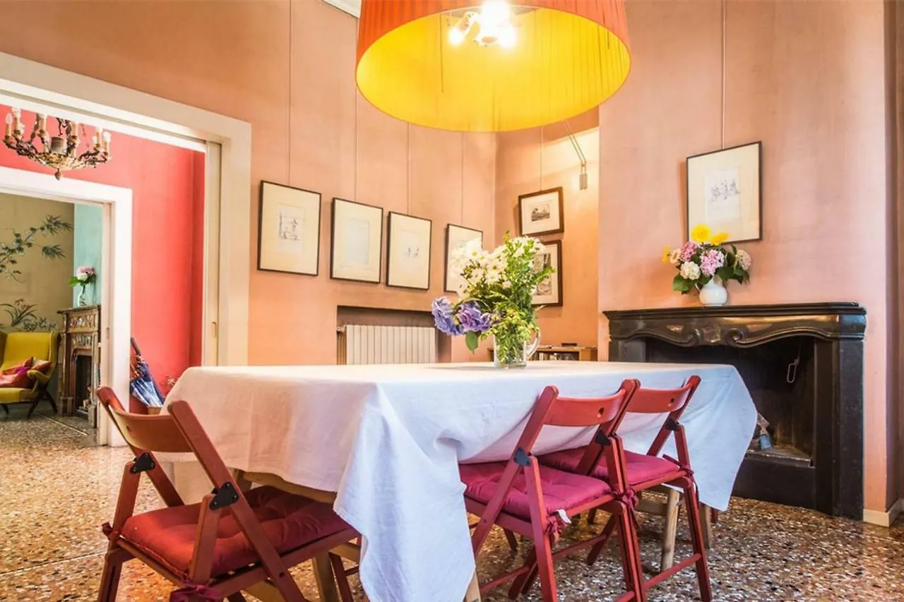 Hintown Charming Villa Milan Italy