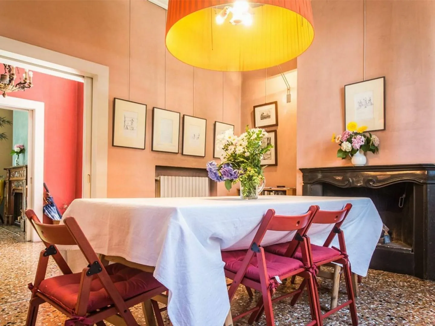 Hintown Charming Villa Milan Italy